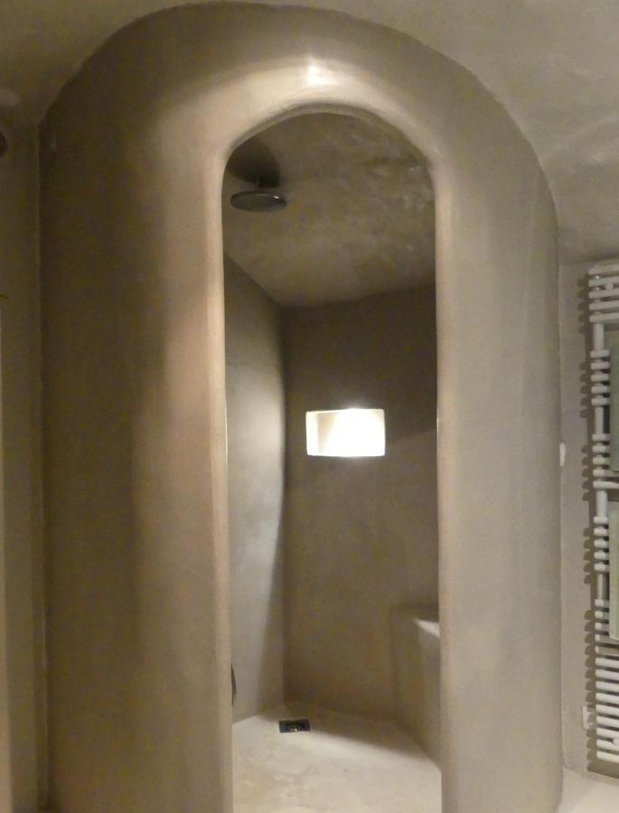 Les Vieux Murs Montfort  エクステリア 写真